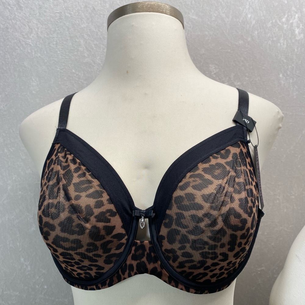 NWT curvy couture mesh bra